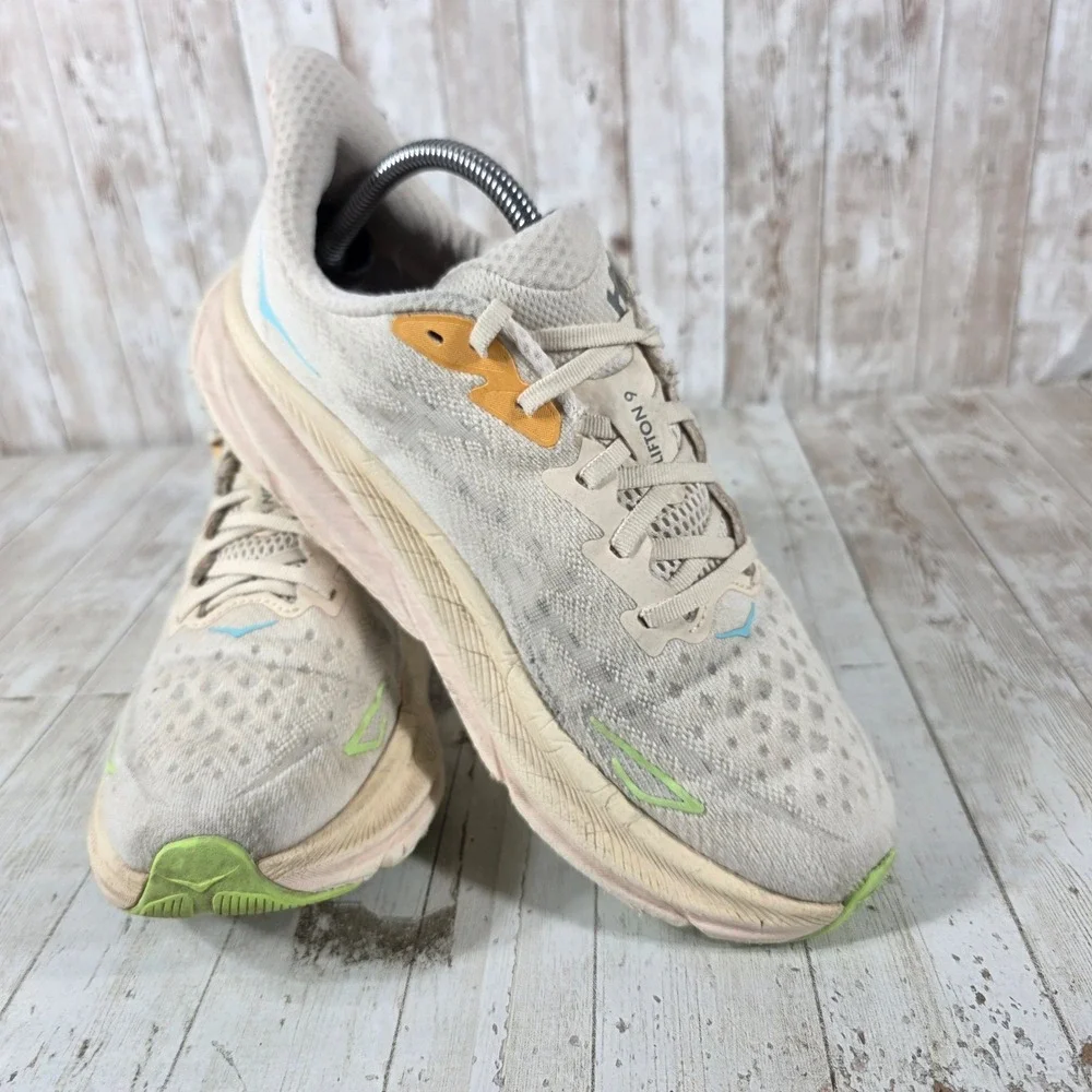 Hoka Clifton 9 Women 10B Eggnog Oat Milk Running Shoes 1127896‎ VLS Neutral